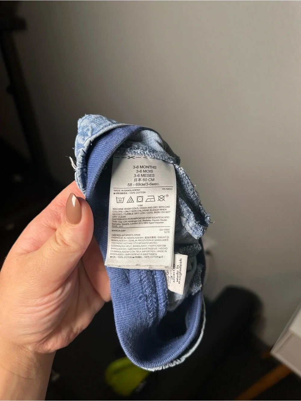 Baby GAP // Chambray Bubble Shorts Anchor Buttons 3-6 Months Blue Bloomer